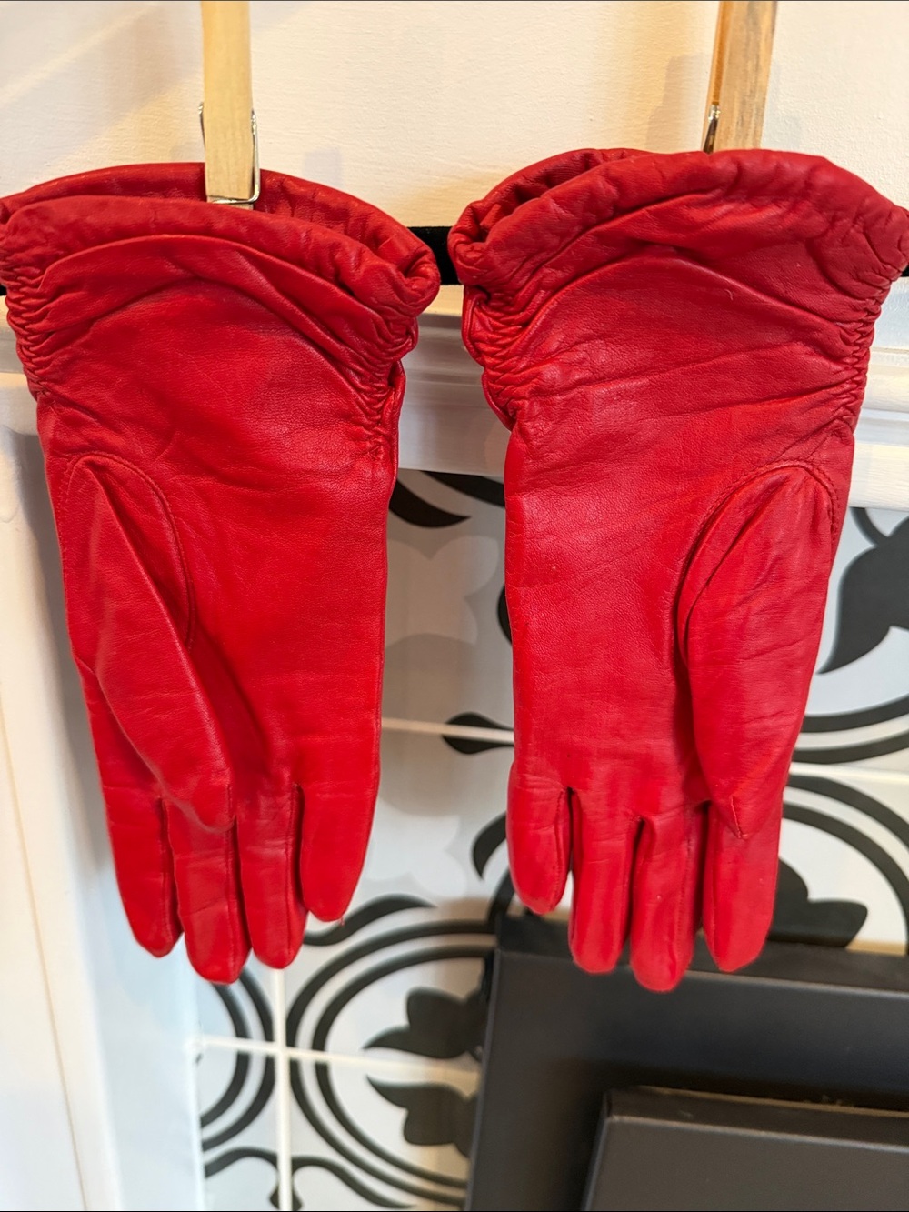 Red Leather Women's Gloves - Classic Elegant Style